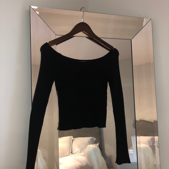 Brandy Melville Off-the-shoulder Top - Picture 1 of 1